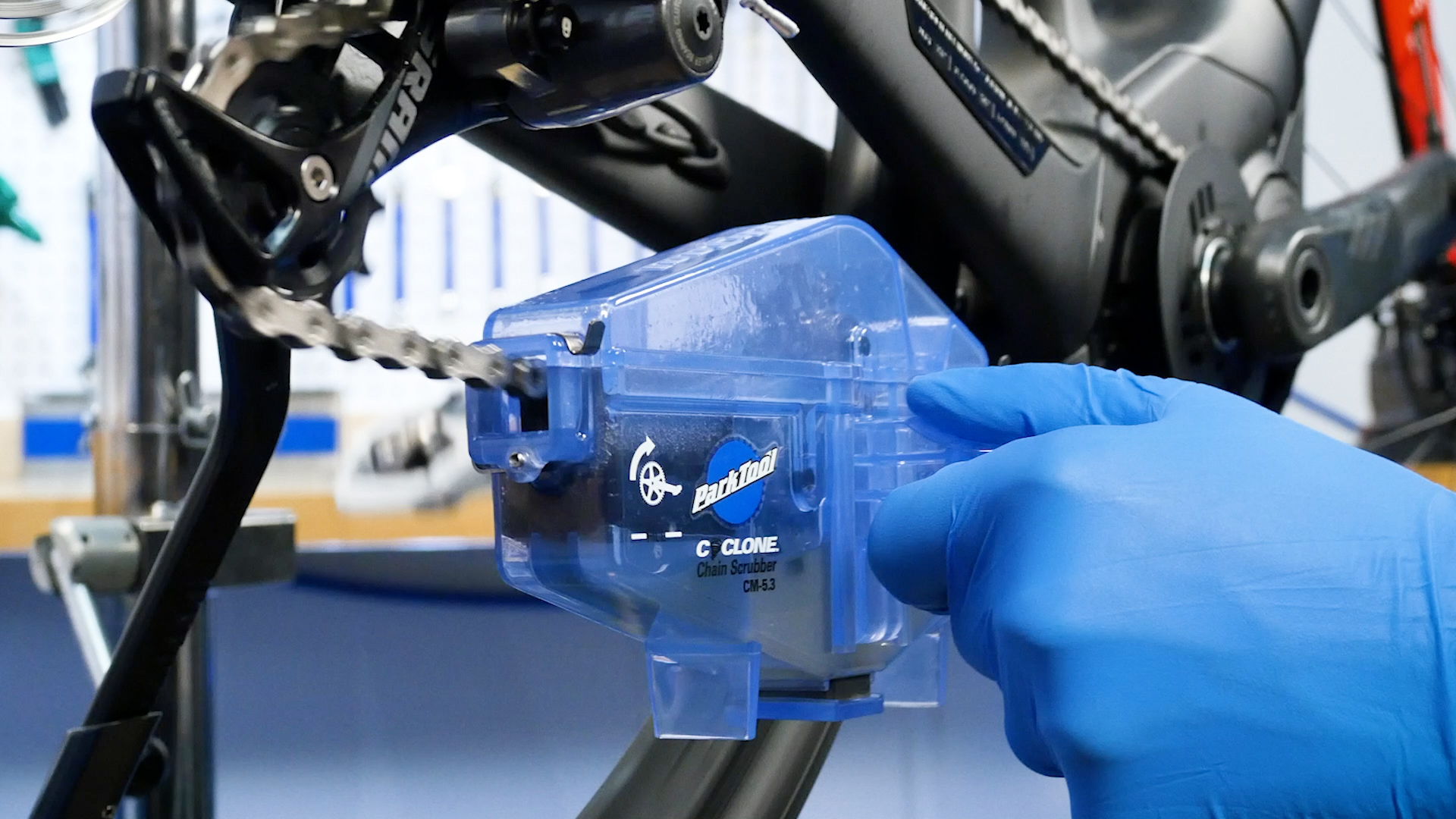 Amazon.com : Park Tool CM-5.3 - Cyclone Chain Scrubber,Blue | bike